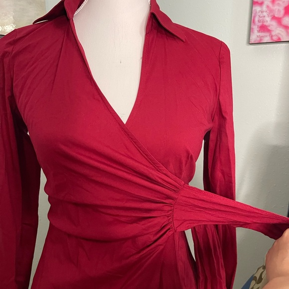 Elegant Red Wrap Top for Women - Picture 4 of 6